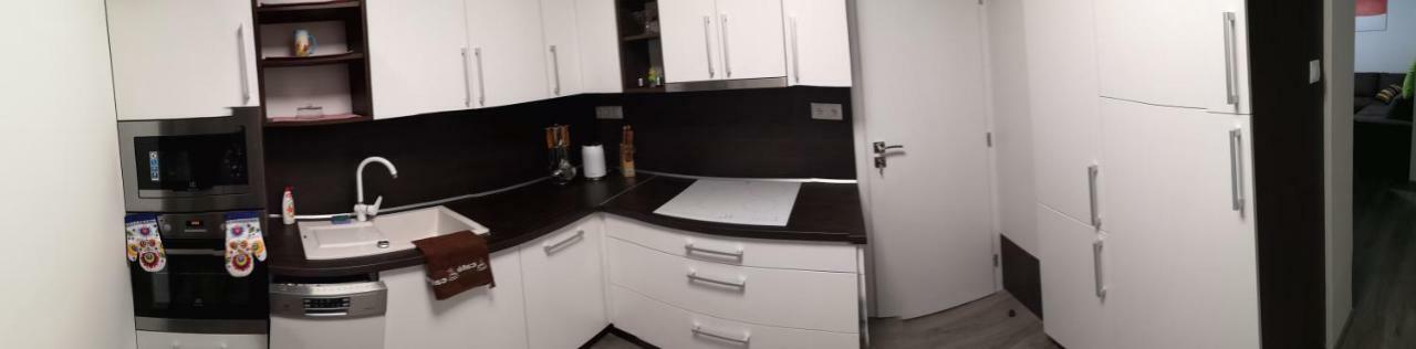Centrum Apartman Leyla Μπαρντέγιοβ Εξωτερικό φωτογραφία